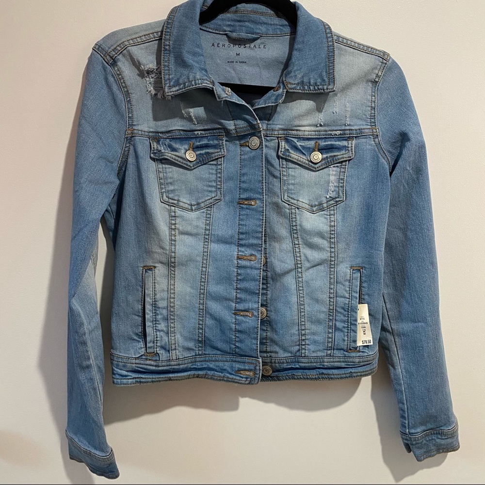 NWOT Aeropostale distressed light wash jean jacket